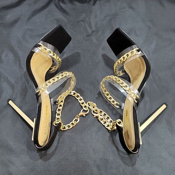 BRAND NEW FASHION NOVA MIGHTY CHAIN STRAP HEELS IN BLACK SANDAL - Picture 13 of 14